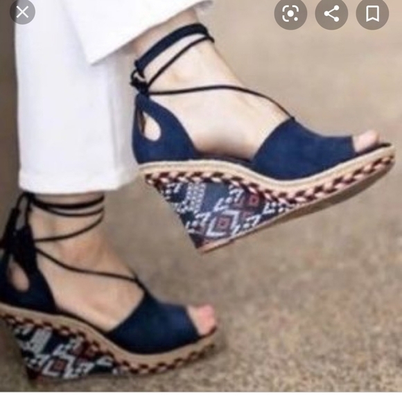 Cabi espadrille wedges - Picture 1 of 7